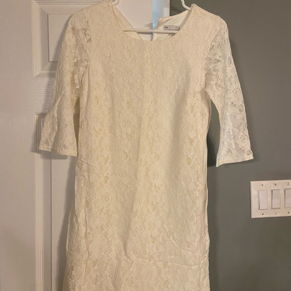 Gap Three Quarter Length Sleeve Lace Mini-Dress (Size 6)